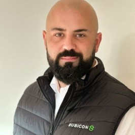 Ozgur Huseyin